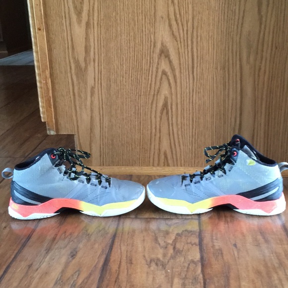 Under Armor Curry 2 shoes - Picture 3 of 7